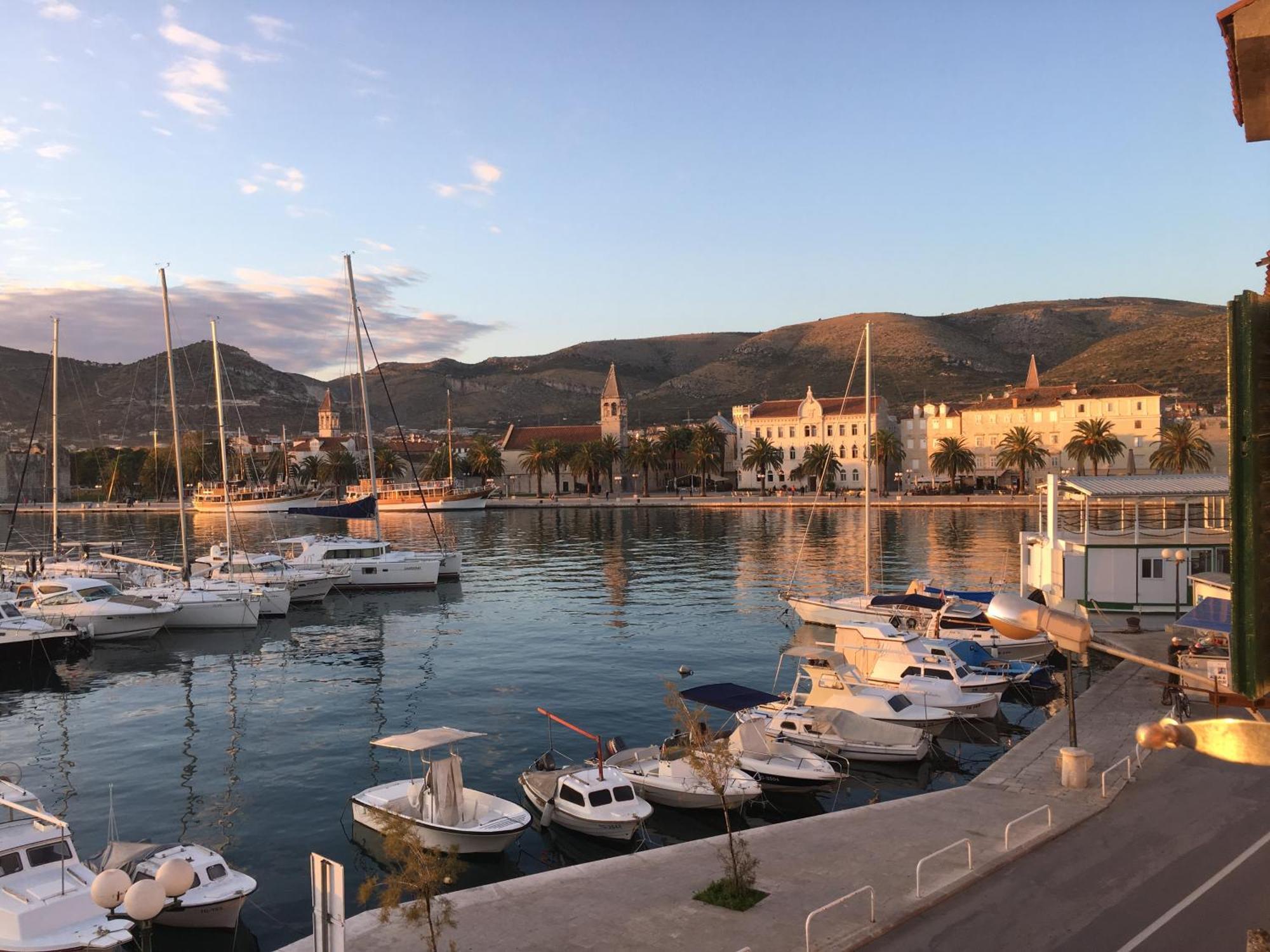 Apartments Feral Trogir Exterior photo