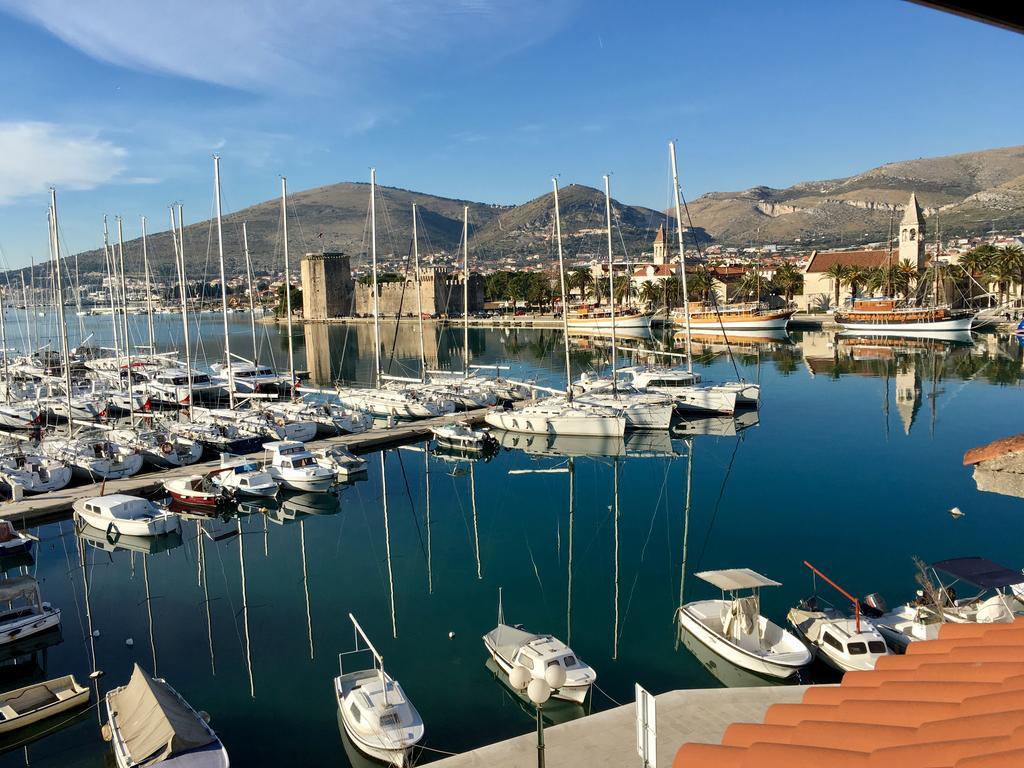 Apartments Feral Trogir Exterior photo